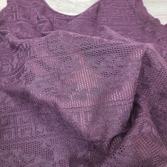 Topshop Petite Wine Red Purple Lace Print Semi Sheer Tank Top Size 6 Petite - Picture 12 of 16